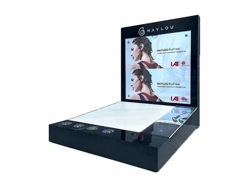 Cleaning Methods For Headphone Display Stands